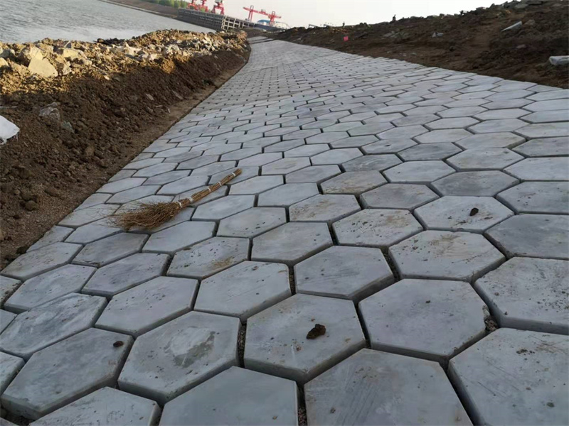 湖南小山建設(shè)有限公司,承接水利水電工程,承接河湖疏浚工程,機(jī)械設(shè)備租賃,建材銷售,小山建設(shè)